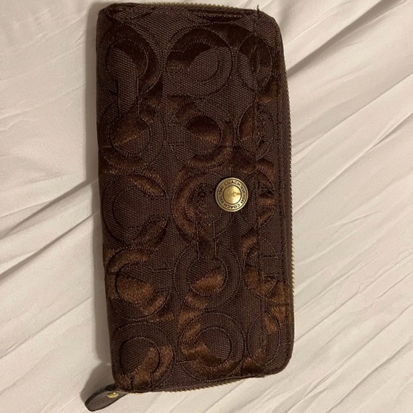 Brown Coach Wallet - Picture 1 of 3